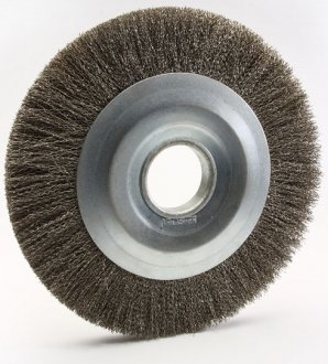 Escova circular de a�o, ondulada, 200 mm x 25 mm Furo 16 mm prensada, fio 0,40 mm Abrasfer