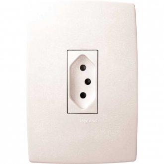 Tomada de embutir linha Pial Plus, universal 2 pinos + terra simples vertical, 615076, PIAL